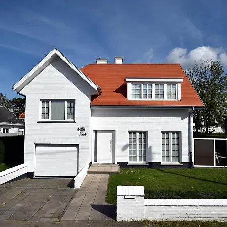 Stille Rust V Modern In 빌라 데한