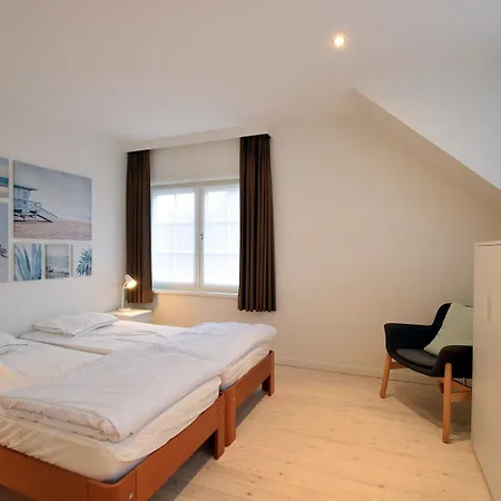 Stille Rust V Modern In Villa De Haan