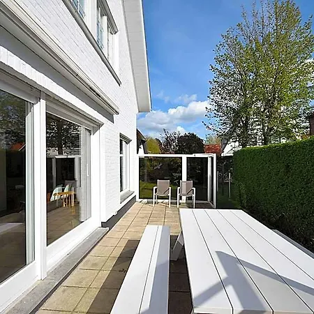 Vila Stille Rust V Modern In *