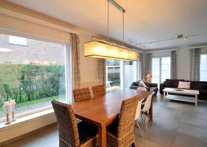 Stille Rust V Modern In וילה דה האן