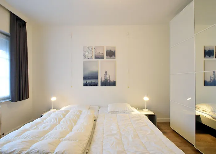 Stille Rust V Modern In דה האן