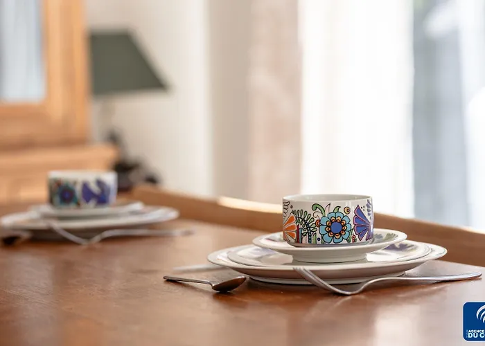 Stille Rust V Modern In דה האן